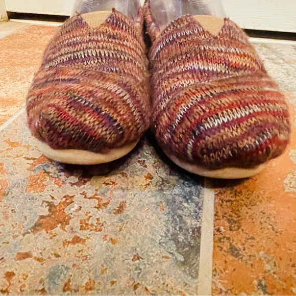 👞Rich & Colorful TOM’s Woven Woolen Flats! Warm, Cozy, and Comfortable! - Picture 7 of 14